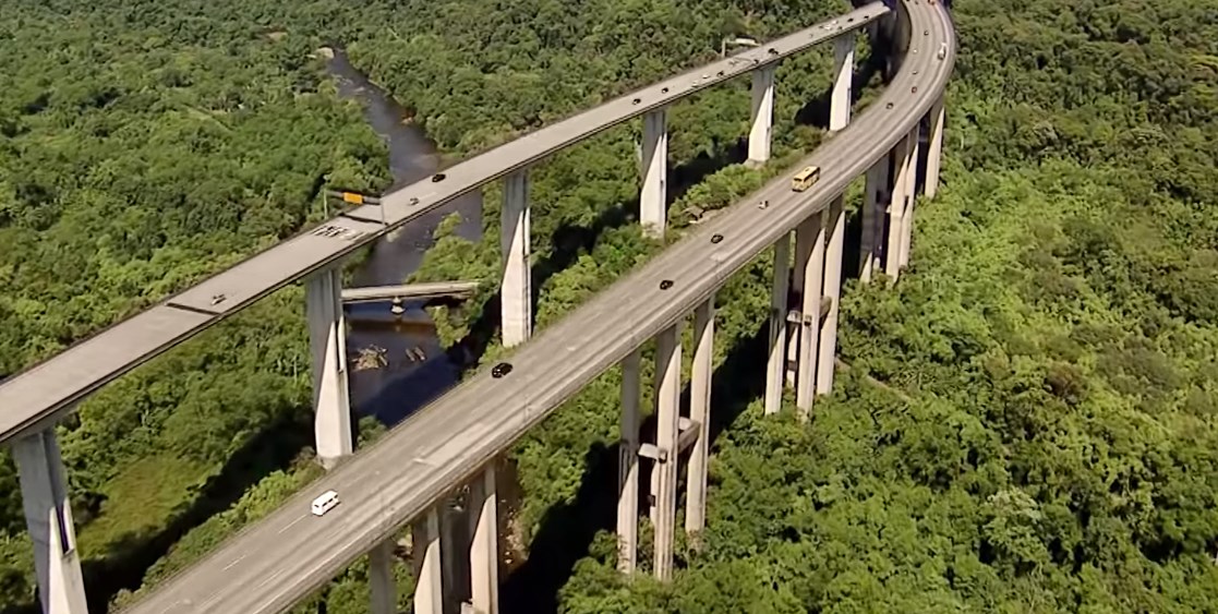 Дорога над джунглями - шоссе Иммигрантов в Бразилии
