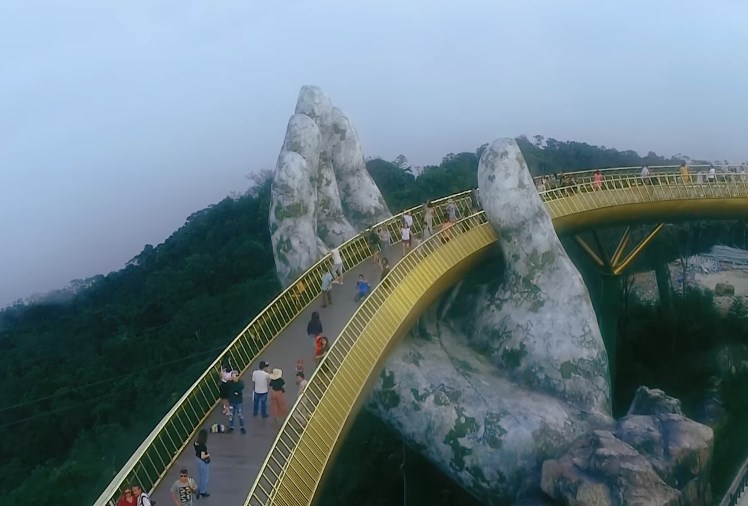 Golden Bridge, Вьетнам