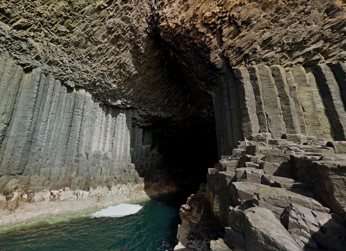 Остров Стаффа, Фингалова пещера
