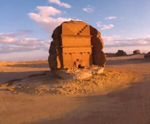 Необычные здания, высеченные в скалах пустыни — исчезнувшая древняя цивилизация Набатея