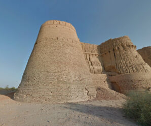 Грандиозная крепость посреди пустыни — форт Деравар в Пакистане