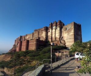 Внушительная крепость средневековья — Мехрангарх